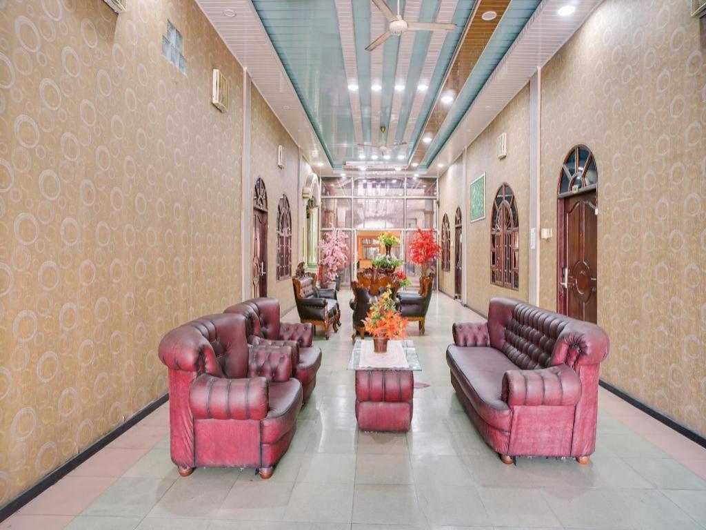 Oyo 1140 Hotel Tresya Tanjung Balai Tanjungbalai Exterior foto